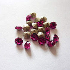 Preciosa SS29 puntsteen 6.2mm Fuchsia